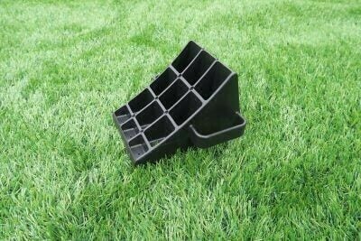 Milenco MGI Wedge Level Chock