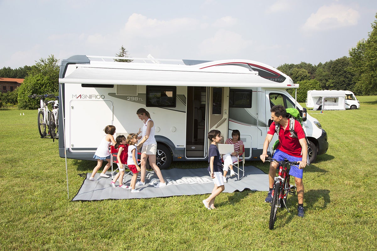Fiamma F45 Installation Guide